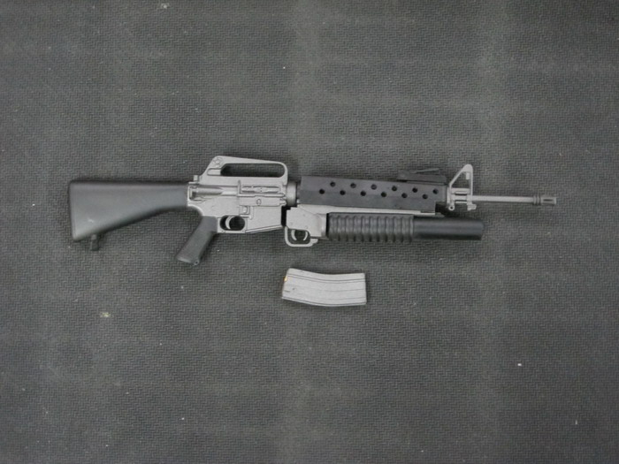 1/6 M16A1+203 模型(图2)