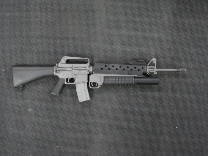 1/6 M16A1+203 模型(图3)